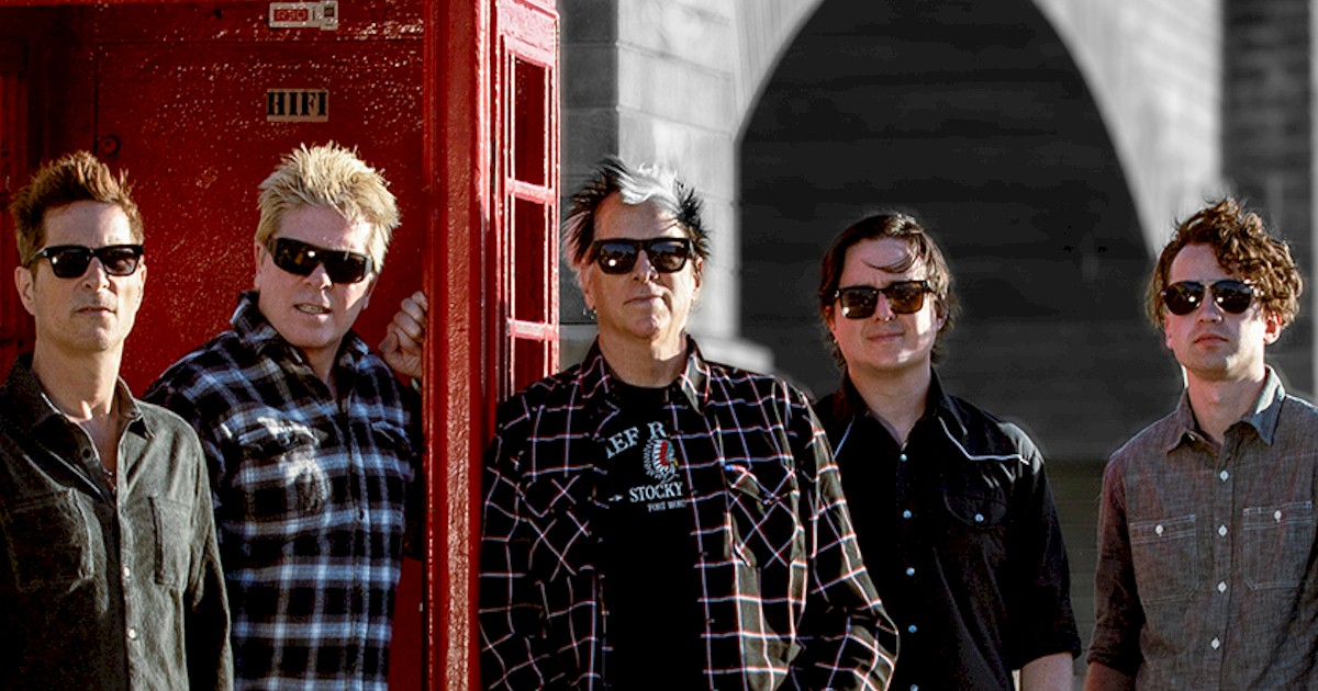The Offspring anuncia novo álbum 'Supercharged' em vinil azul